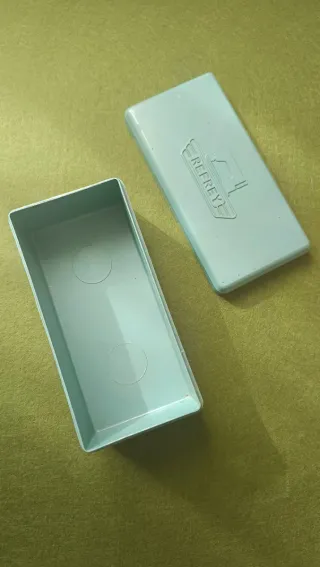 REFREY Caja de Accesorios Máquina Coser Refrey 427