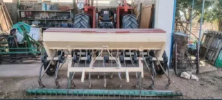 Sembradora de 17 brazos