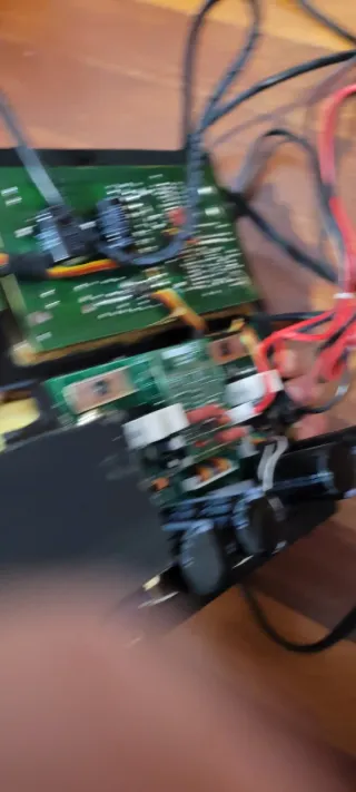 Subwoofer Activo Rhythmik Audio Negro