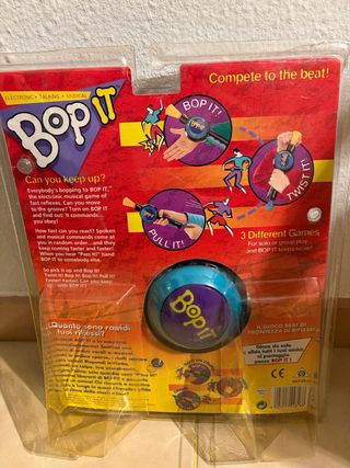 Juego Bop It Vintage Electrónico Parlante Musical
