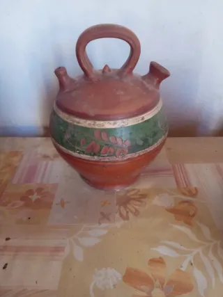 Cantaro de barro