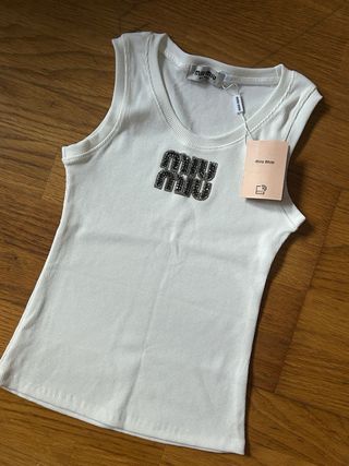 Top Miu Miu Branco com Logo Brilhante