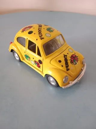 Modellino Maggiolino Giallo Funny Beetles