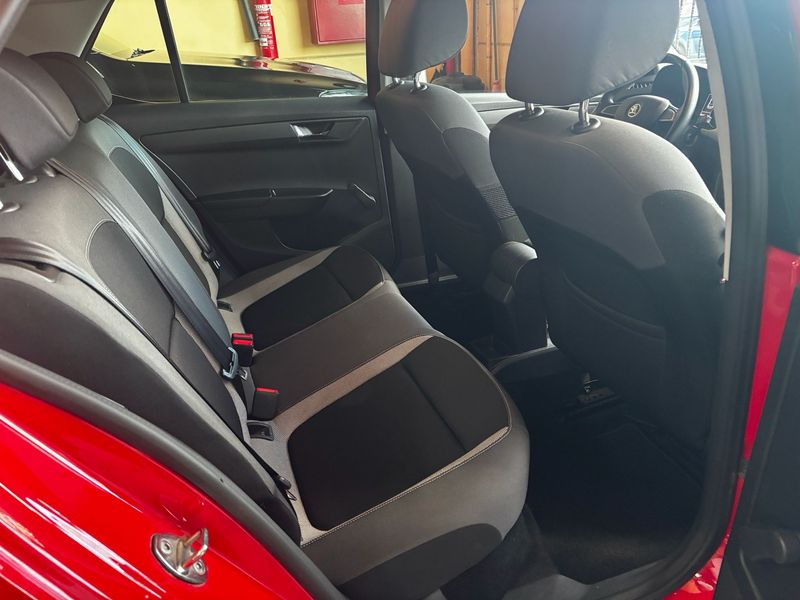 Škoda Fabia 1.2 TSI Style 2015, foto 27