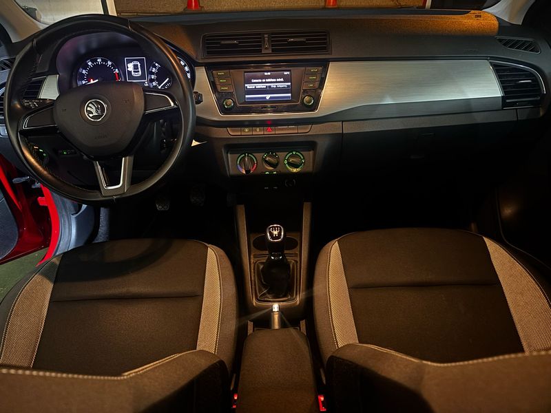 Škoda Fabia 1.2 TSI Style 2015, foto 26