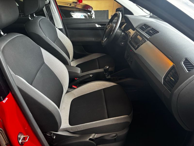 Škoda Fabia 1.2 TSI Style 2015, foto 31
