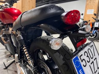 Triumph Street Twin