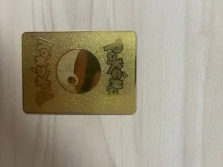 Cartas Pokémon Doradas