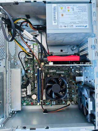 Torre Lenovo Ideacentre Gaming