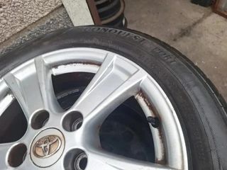 Toyota Corolla moderno - Rueda de repuesto