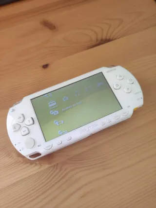 Console PSP Sony Bianca con scatola originale