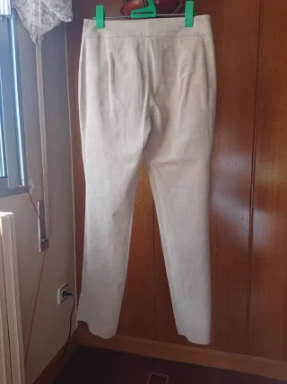 Pantalon piel vuelta Ante beige talla L