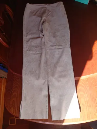 Pantalon piel vuelta Ante beige talla L
