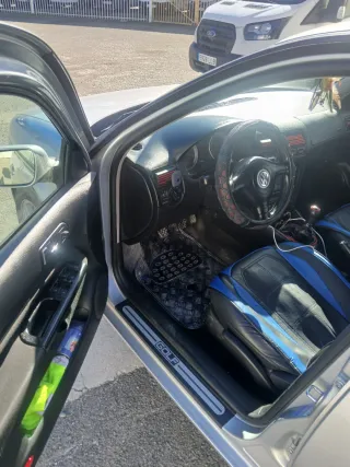 Volkswagen Golf 2003