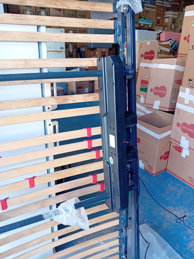 CAMA ARTICILADA COMO NUEVA 190 x 90 EN 100 EUROS