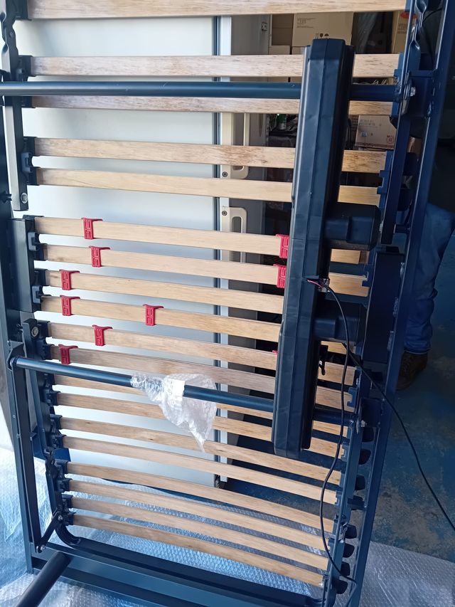 CAMA ARTICILADA COMO NUEVA 190 x 90 EN 100 EUROS