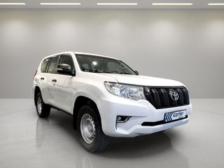 Toyota Land Cruiser  2.8 D-4D GX 7 plazas