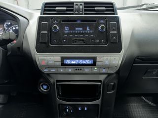 Toyota Land Cruiser  2.8 D-4D GX 7 plazas