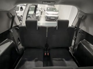 Toyota Land Cruiser  2.8 D-4D GX 7 plazas