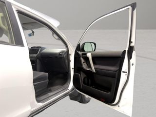 Toyota Land Cruiser  2.8 D-4D GX 7 plazas