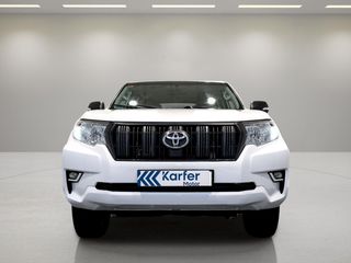 Toyota Land Cruiser 2.8 D-4D GX 7 plazas