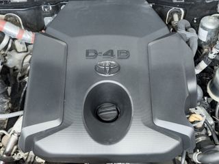 Toyota Land Cruiser 2.8 D-4D GX 7 plazas