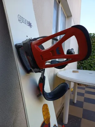 Snowboard GNU Street Series + Fijaciones Burton