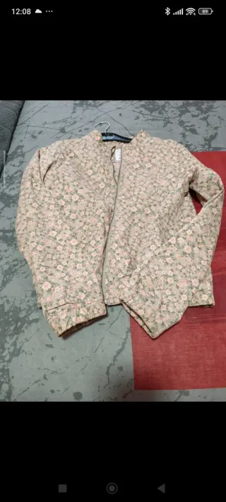 Chaqueta bomber niña floral