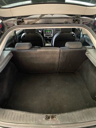 Ford Focus 2007 con Pegatina Medioambiental