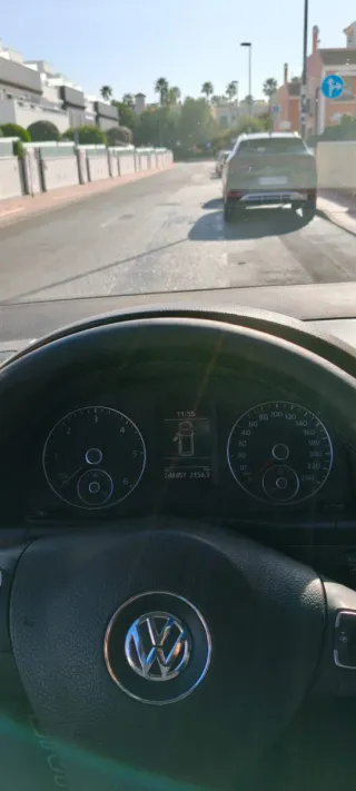 Volkswagen Touran 2011