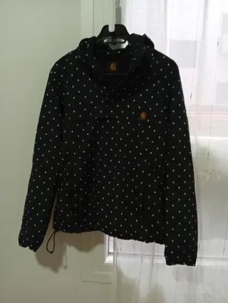 Abrigo Carhartt Negro Estampado con logos