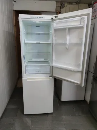 Nevera Samsung combi clase A+ 185x60cm garantía