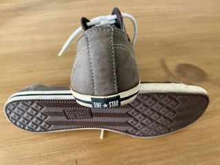Zapatillas Converse One Star grises (talla 43)