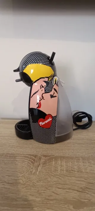 Cafetera Dolce Gusto + Regalos