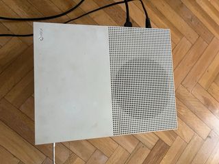 Xbox One S 1TB Blanca SIN MANDO