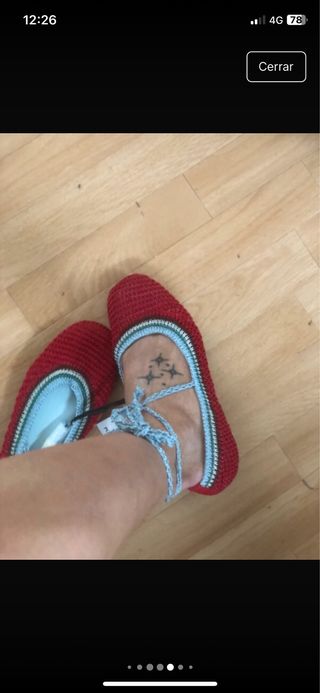 Manoletinas Pull&Bear atadas rojas y azules