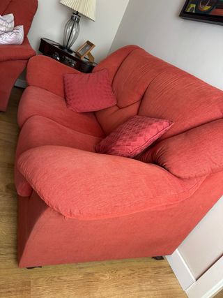 Sofá 3+2 plazas en perfecto estado. Desinfectados