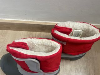 Botas de nieve rojas y grises n 34/35