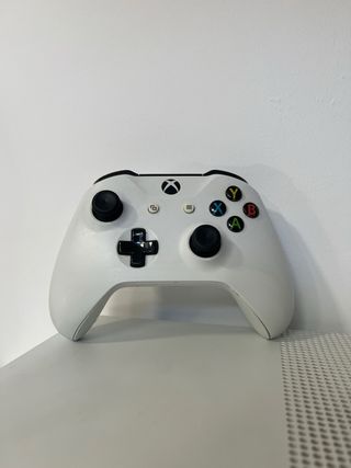 Xbox One S 1TB Blanca