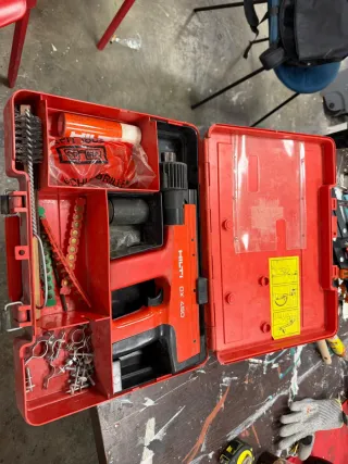 Hilti DX 450 - Pistola de fijación