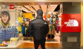 Plumífero acolchado TNF Unisex Negro Nuevo