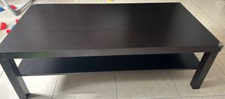 Mesa de centro de madera oscura