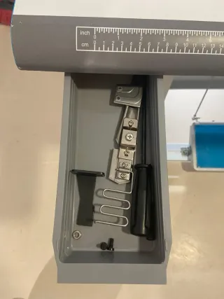 Máquina de coser JACK Overlock