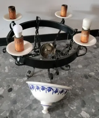 Lámpara de hierro forjado