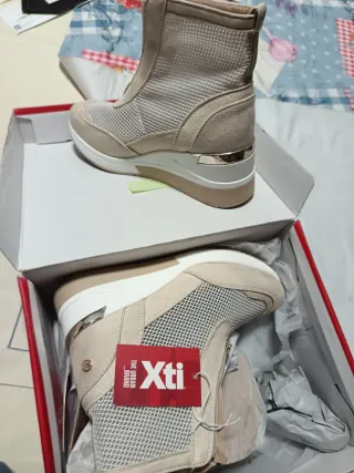Botín Xti Beige Nuevo