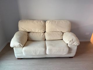 Sofá 2 plazas piel de melocotón beige