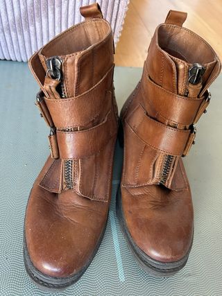 Botines de piel marrón talla 37