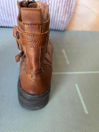 Botines de piel marrón talla 37