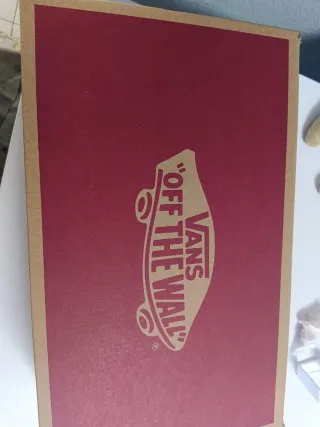 Zapatos Vans Knu Skool sin estrenar de talla 37