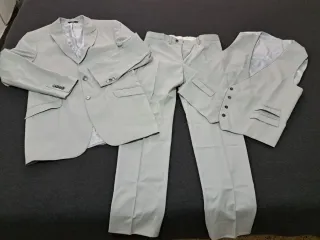 Traje comunión niño gris